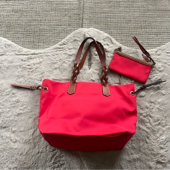 Dooney & Bourke Tote - Picture 14 of 14